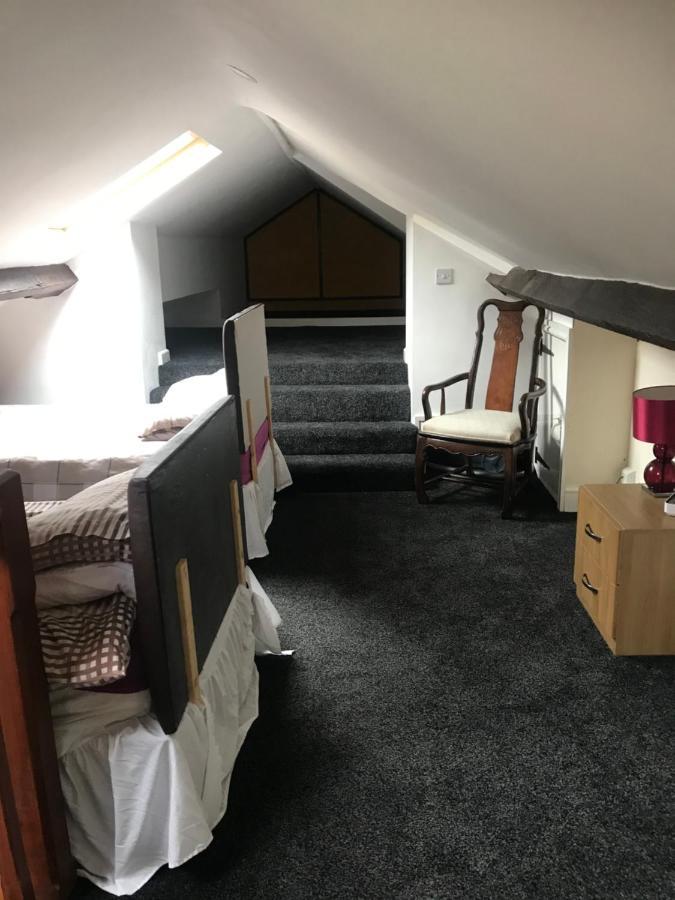 Penybryn Cottages 에버데어 외부 사진